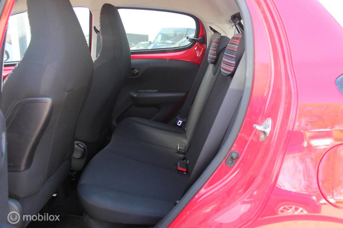 Citroën C1 Citroen C1 1.0 VTi Shine Airco/Leder-stuur/Led/5deurs/NAP