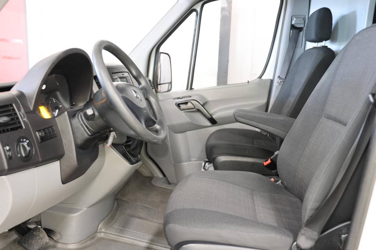 Mercedes-Benz Sprinter Mercedes-Benz Sprinter L3H2 AUTOMAAT POST NL SCHAPPEN EURO 6