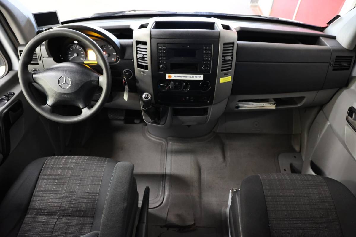 Mercedes-Benz Sprinter Mercedes-Benz Sprinter L3H2 AUTOMAAT POST NL SCHAPPEN EURO 6