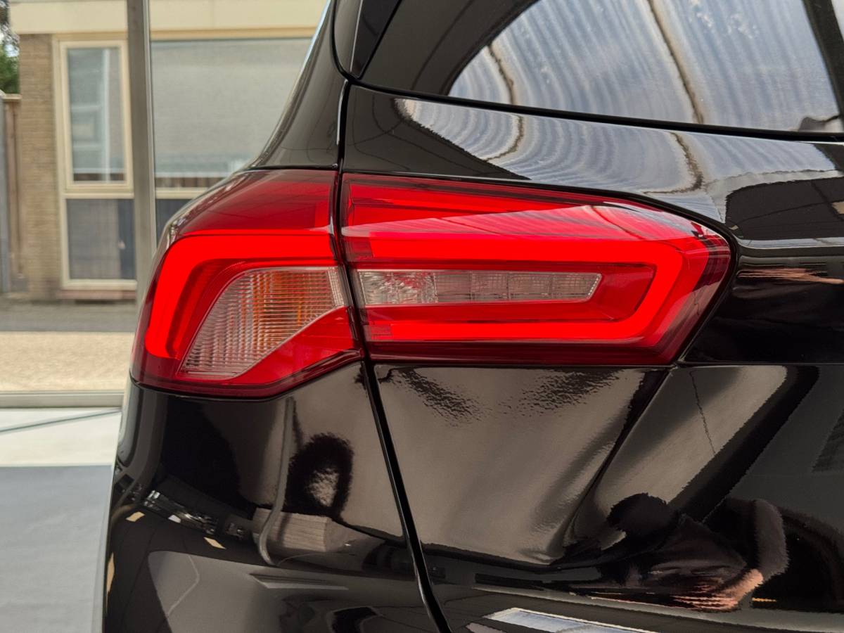 Ford Focus Ford FOCUS 1.0 EcoBoost Titanium X Business |Led|Clima|Carplay|Stoelverwarming|Ruitverwarming|