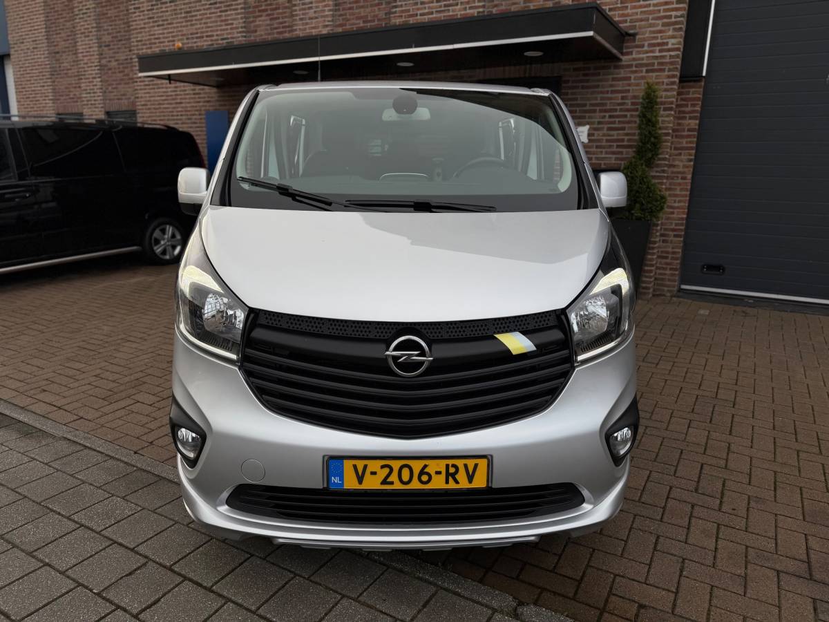 Opel Vivaro Opel Vivaro 1.6 CDTI L2H1 DC Sport EcoFlex Dubbele Cabine Dubbele Schuifdeuren Airco Navi Keyless Entry Elk.Ramen Cruise Control.