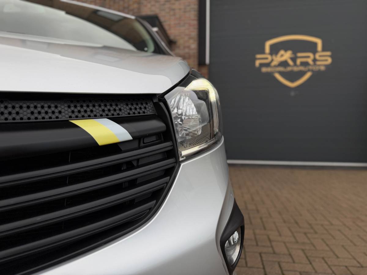 Opel Vivaro Opel Vivaro 1.6 CDTI L2H1 DC Sport EcoFlex Dubbele Cabine Dubbele Schuifdeuren Airco Navi Keyless Entry Elk.Ramen Cruise Control.