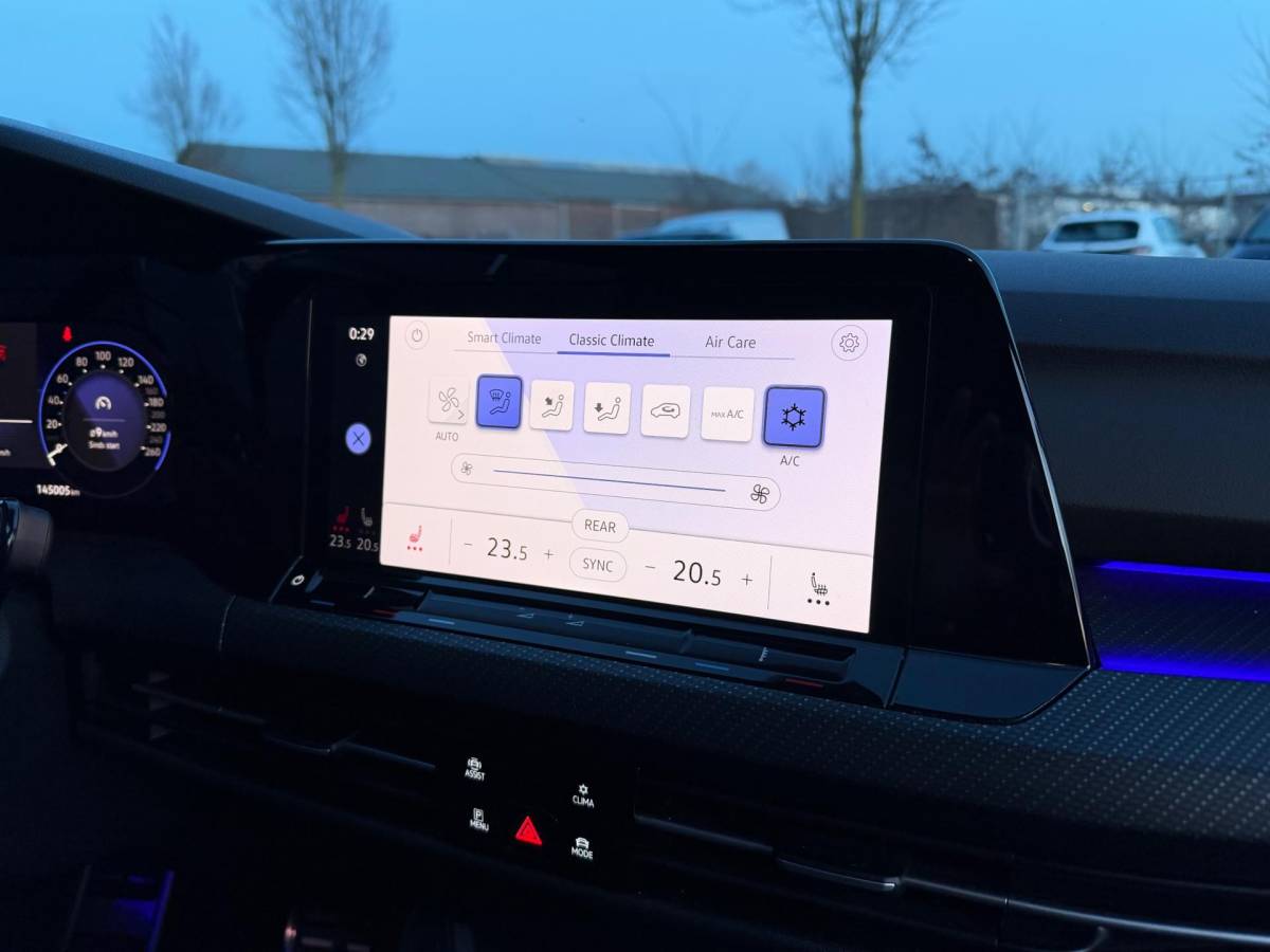 Volkswagen Golf Volkswagen Golf 2.0 TDI GTD Golf R R-Line Business Pano Keyless Entry Virtual Cockpit Head Up Display