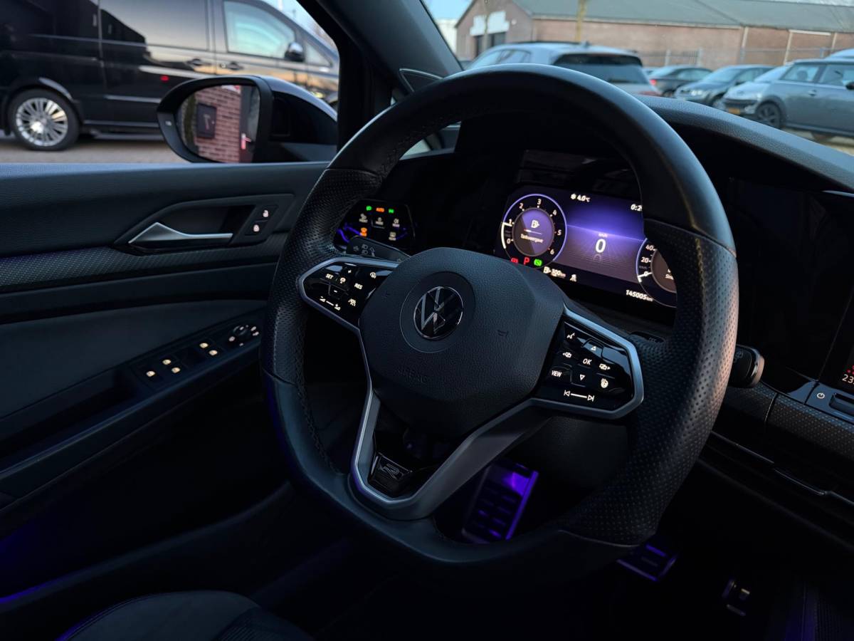 Volkswagen Golf Volkswagen Golf 2.0 TDI GTD Golf R R-Line Business Pano Keyless Entry Virtual Cockpit Head Up Display