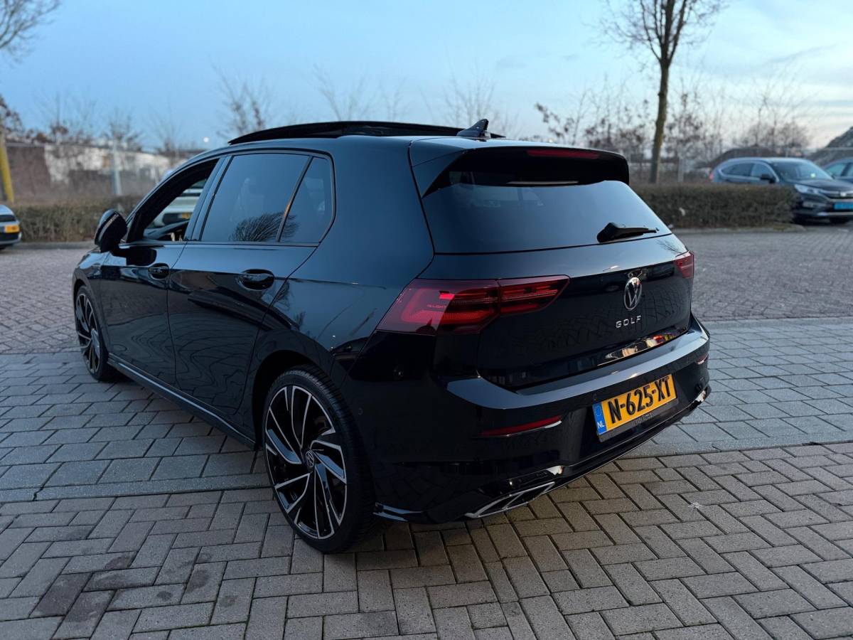 Volkswagen Golf Volkswagen Golf 2.0 TDI GTD Golf R R-Line Business Pano Keyless Entry Virtual Cockpit Head Up Display