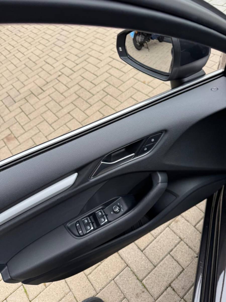 Audi A3 Audi A3 Sportback 1.2 TFSI Attraction Pro Line Airco Navi Cruise Control Elk.Ramen zeer nette!!