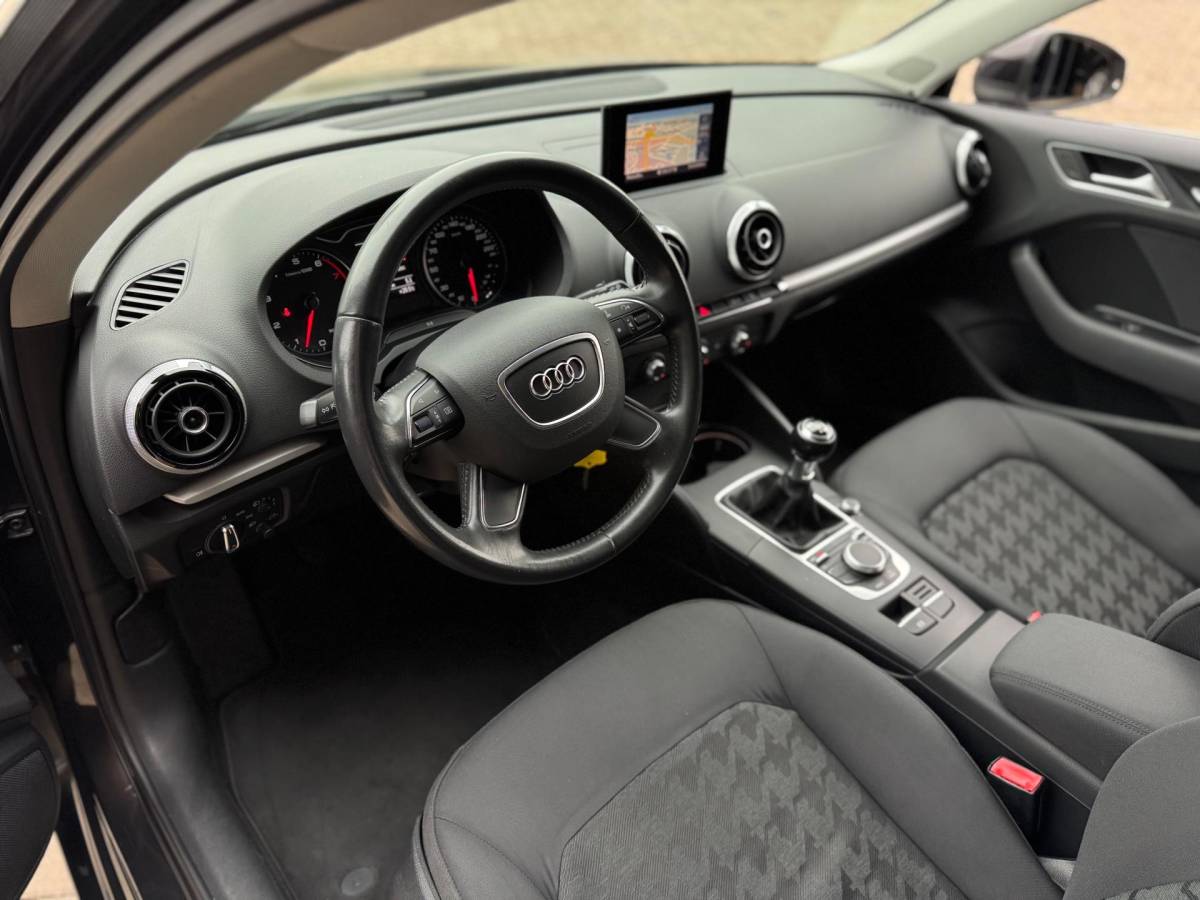 Audi A3 Audi A3 Sportback 1.2 TFSI Attraction Pro Line Airco Navi Cruise Control Elk.Ramen zeer nette!!