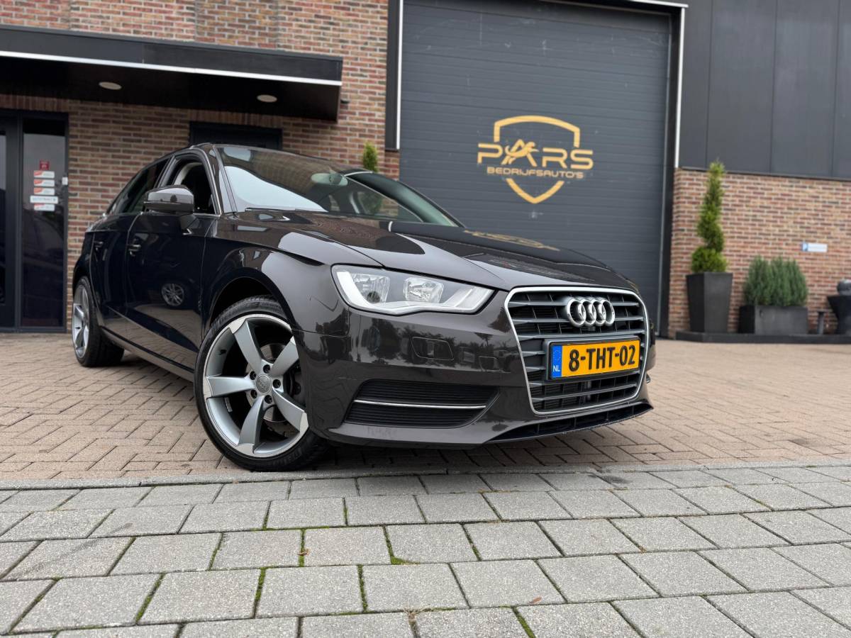 Audi A3 Audi A3 Sportback 1.2 TFSI Attraction Pro Line Airco Navi Cruise Control Elk.Ramen zeer nette!!