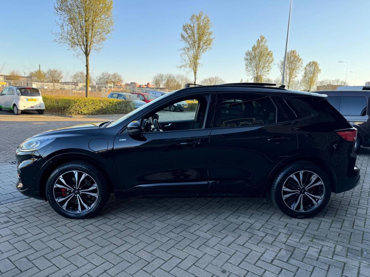 Ford Kuga Ford Kuga 2.5 PHEV ST-Line X Automaat volle opties Pano keyless entry head up virtual cockpit hybride