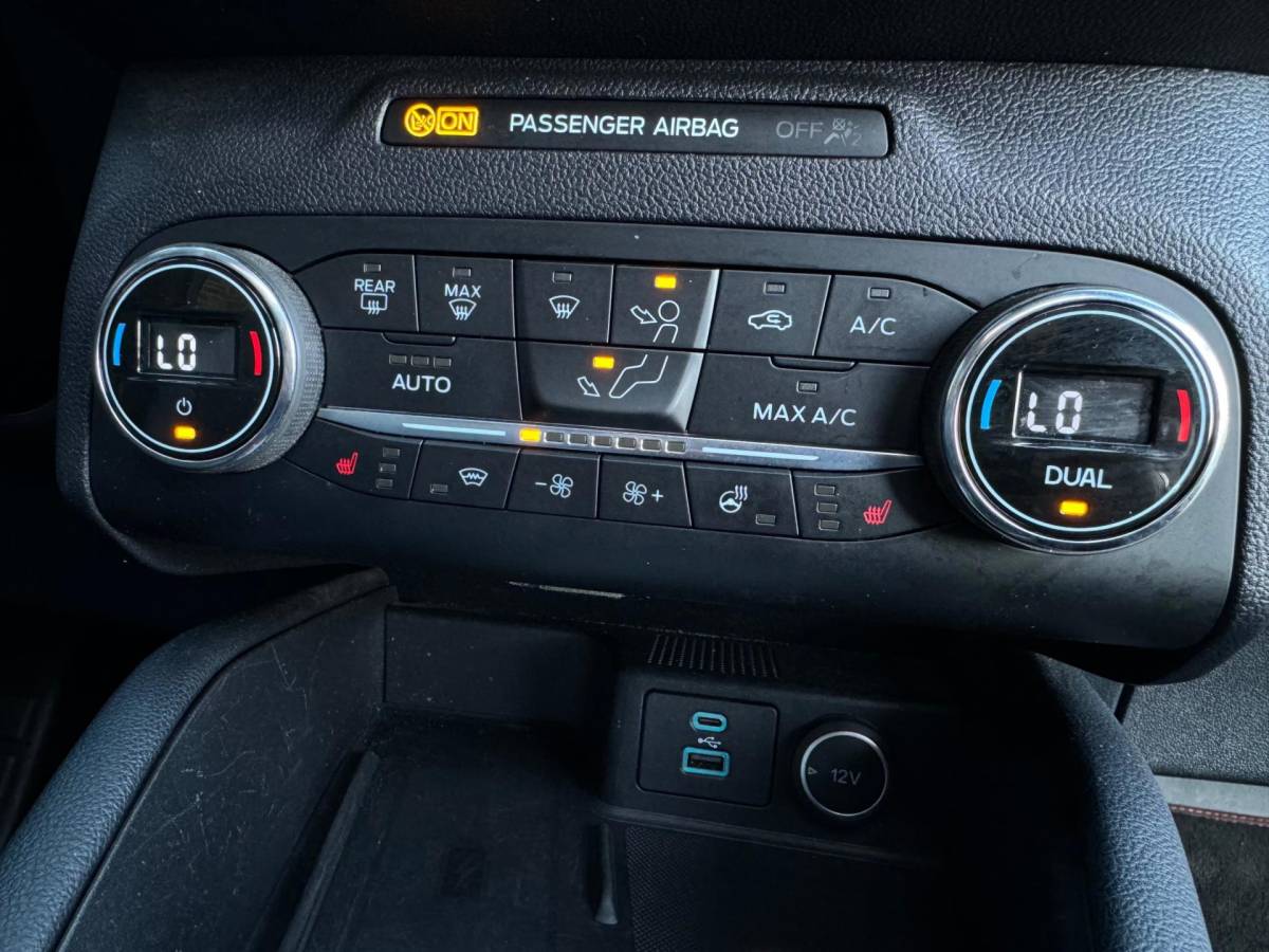 Ford Kuga Ford Kuga 2.5 PHEV ST-Line X Automaat volle opties Pano keyless entry head up virtual cockpit hybride