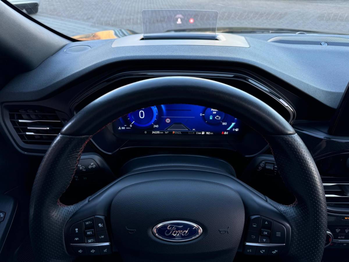 Ford Kuga Ford Kuga 2.5 PHEV ST-Line X Automaat volle opties Pano keyless entry head up virtual cockpit hybride