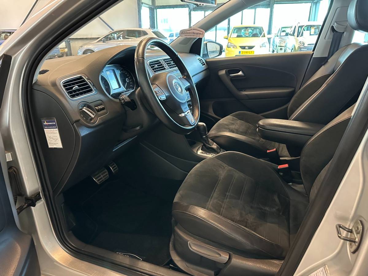 Volkswagen Polo Volkswagen Polo 1.2 TSI 16v AUTOMAAT 5-DRS CROSS|AIRCO|STOELVERWARMING|NAVIGATIE|CRUISECONTROL|LM-VELG|ALCANTARA|nwe APK+OH-BEURT