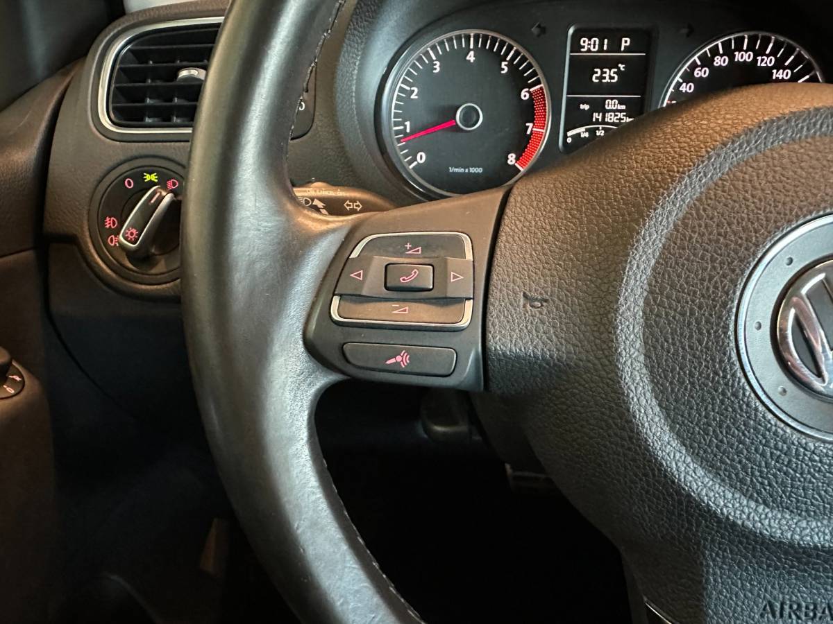 Volkswagen Polo Volkswagen Polo 1.2 TSI 16v AUTOMAAT 5-DRS CROSS|AIRCO|STOELVERWARMING|NAVIGATIE|CRUISECONTROL|LM-VELG|ALCANTARA|nwe APK+OH-BEURT