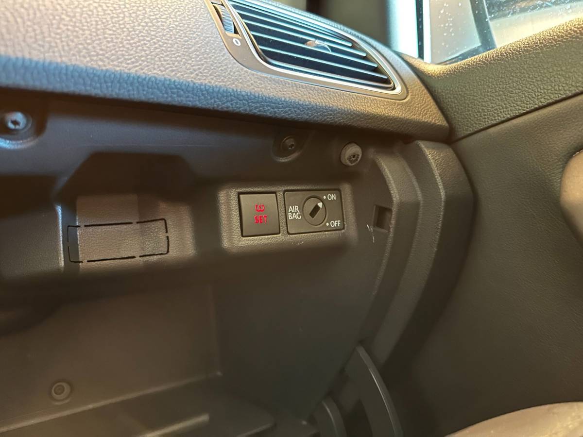 Volkswagen Polo Volkswagen Polo 1.2 TSI 16v AUTOMAAT 5-DRS CROSS|AIRCO|STOELVERWARMING|NAVIGATIE|CRUISECONTROL|LM-VELG|ALCANTARA|nwe APK+OH-BEURT