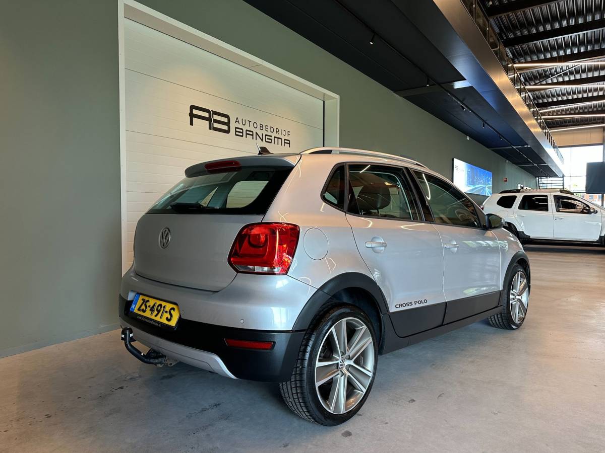 Volkswagen Polo Volkswagen Polo 1.2 TSI 16v AUTOMAAT 5-DRS CROSS|AIRCO|STOELVERWARMING|NAVIGATIE|CRUISECONTROL|LM-VELG|ALCANTARA|nwe APK+OH-BEURT