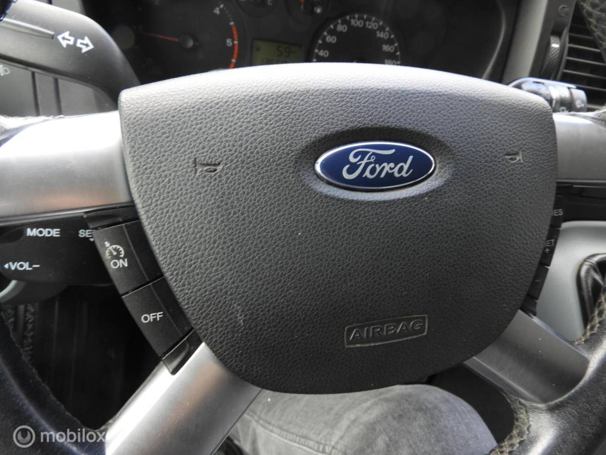 Ford Transit Ford Transit 300S 2.4 TDCI Ambiente SHD