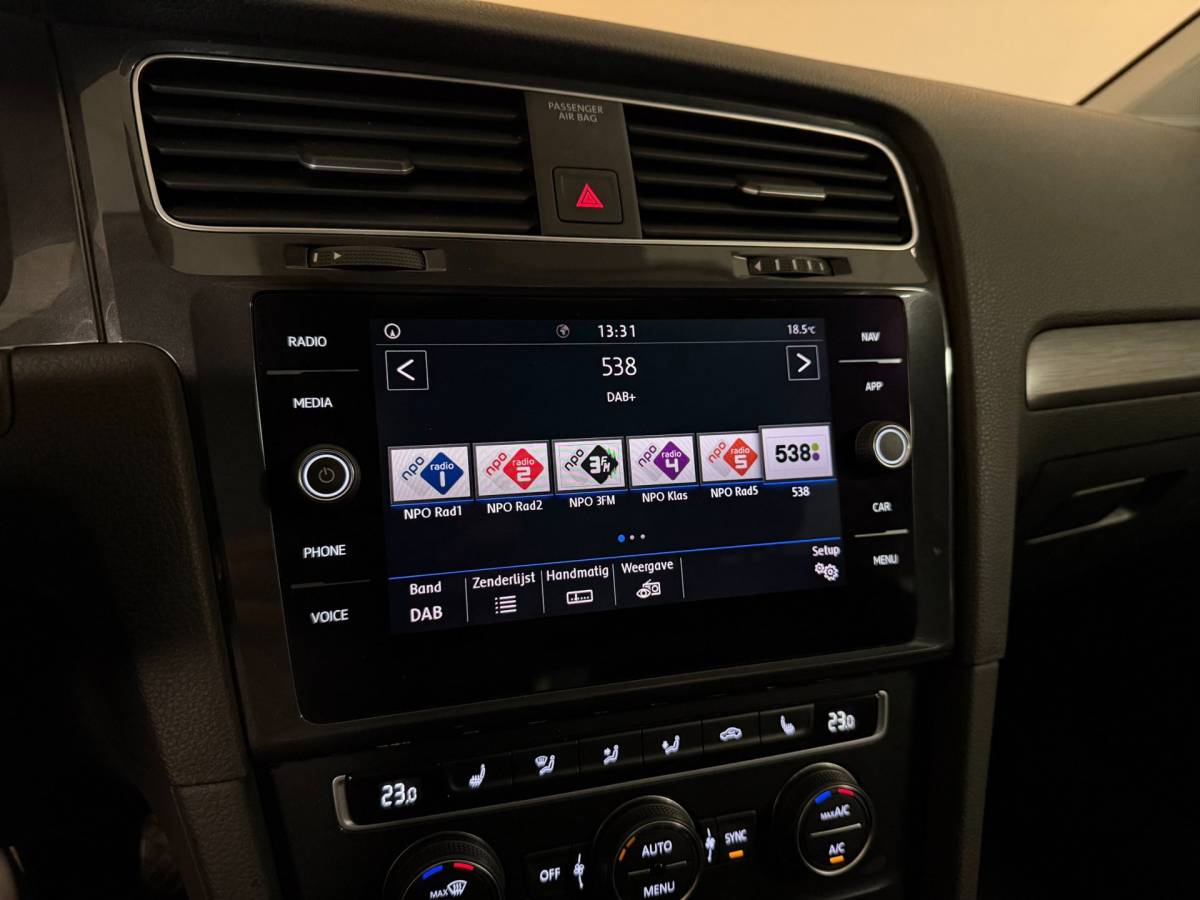 Volkswagen Golf Volkswagen Golf Variant 1.0 TSI Comfortline Business *Massage* Stoelverw.|Carplay|Adapt.Cruise|Navi|DAB|PDC|NAP