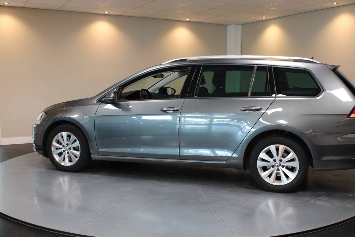 Volkswagen Golf Volkswagen Golf Variant 1.0 TSI Comfortline Business *Massage* Stoelverw.|Carplay|Adapt.Cruise|Navi|DAB|PDC|NAP