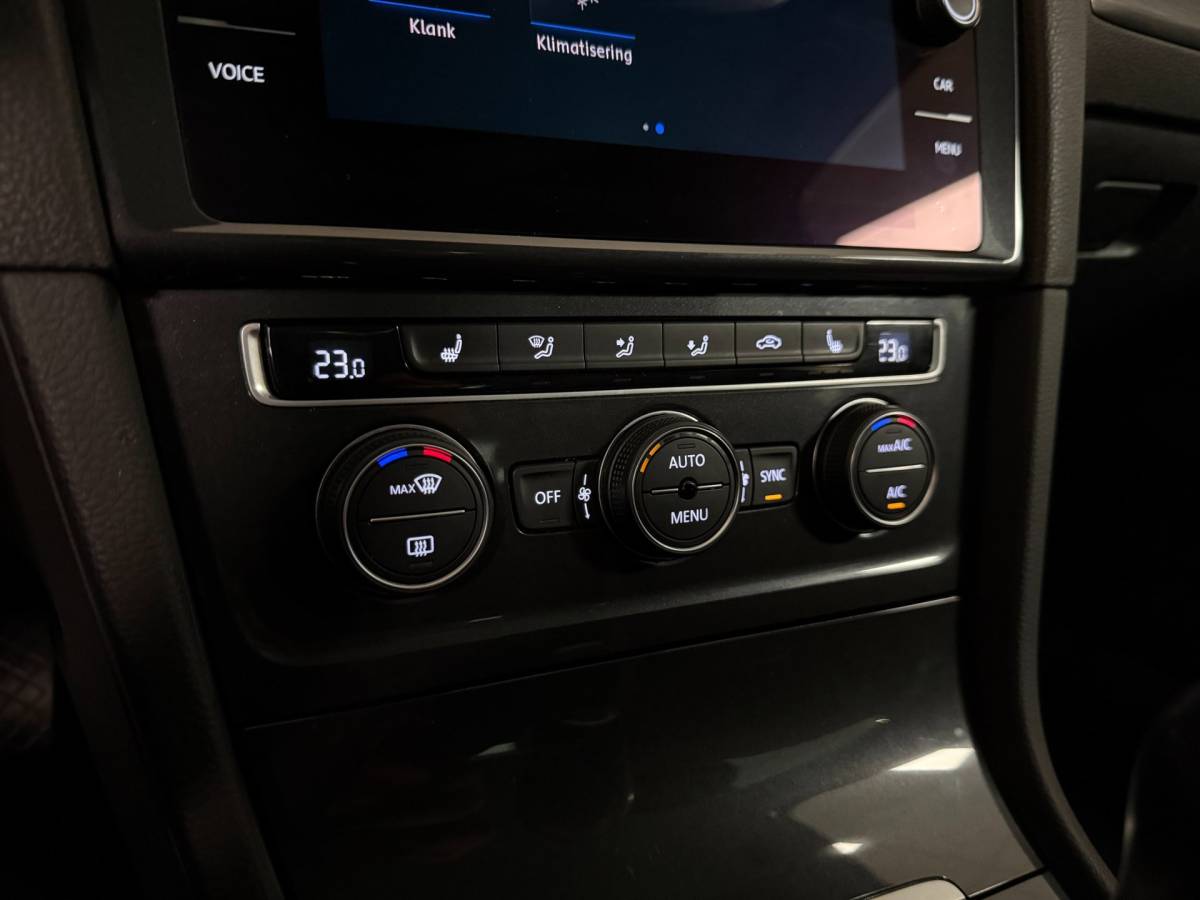 Volkswagen Golf Volkswagen Golf Variant 1.0 TSI Comfortline Business *Massage* Stoelverw.|Carplay|Adapt.Cruise|Navi|DAB|PDC|NAP