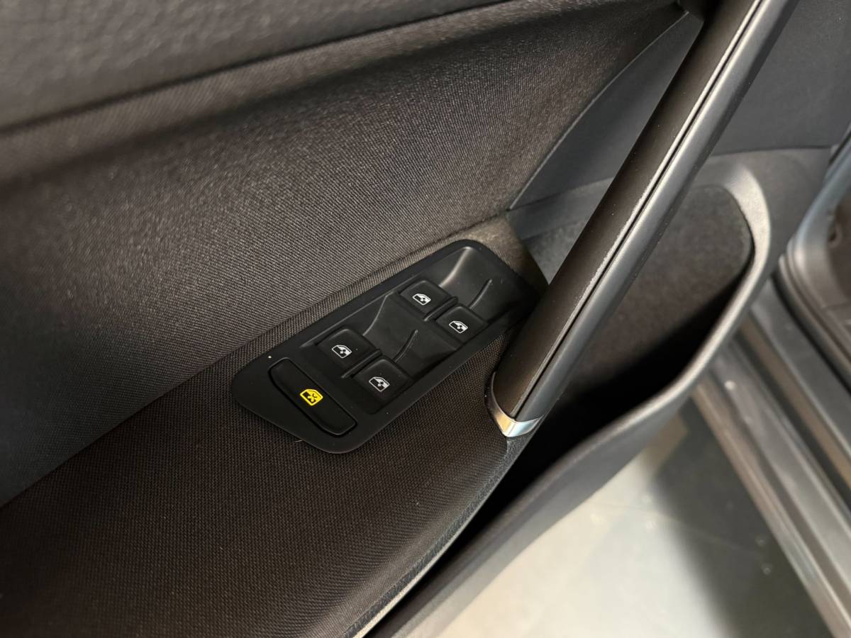 Volkswagen Golf Volkswagen Golf Variant 1.0 TSI Comfortline Business *Massage* Stoelverw.|Carplay|Adapt.Cruise|Navi|DAB|PDC|NAP