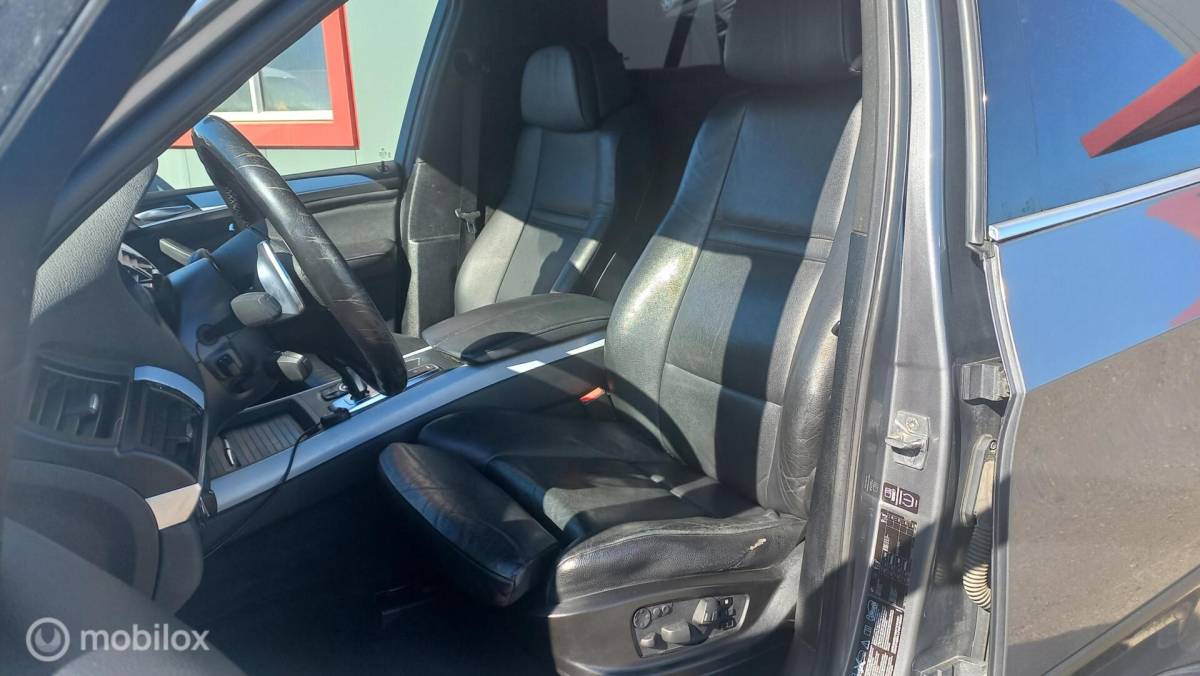 BMW X5 BMW X5 GRIJSKENTEKEN/VAN