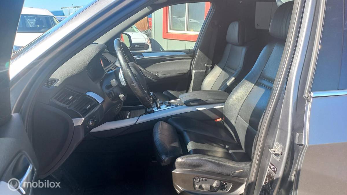 BMW X5 BMW X5 GRIJSKENTEKEN/VAN