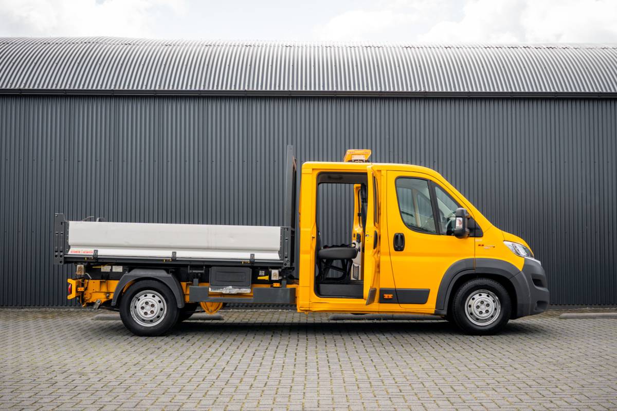 Fiat Ducato Fiat Ducato 150 Multijet 2.3 L3H1 | 150 PK | 6-Zits | 3-Zijdige kipper | 1e Eigenaar | Airco | Trekhaak