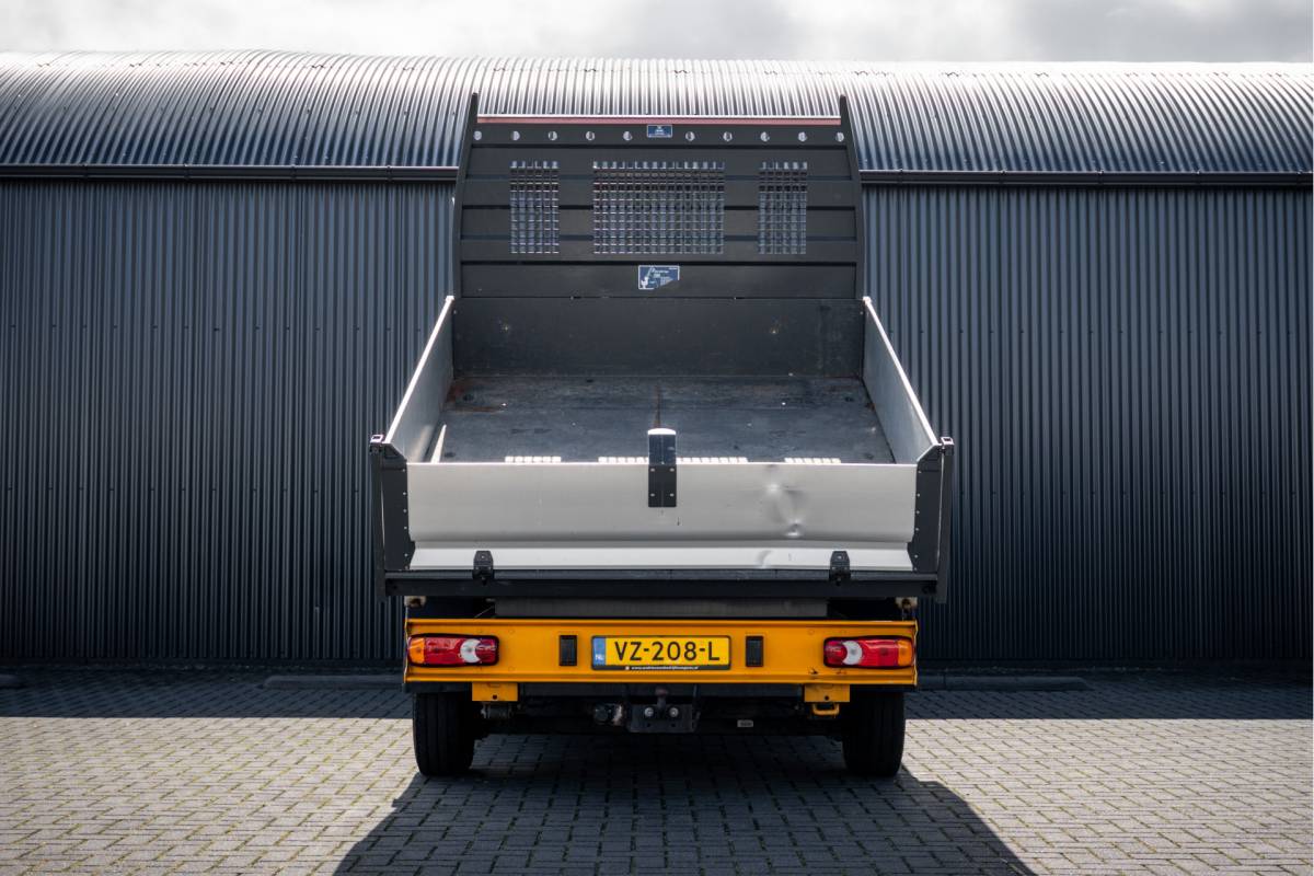 Fiat Ducato Fiat Ducato 150 Multijet 2.3 L3H1 | 150 PK | 6-Zits | 3-Zijdige kipper | 1e Eigenaar | Airco | Trekhaak