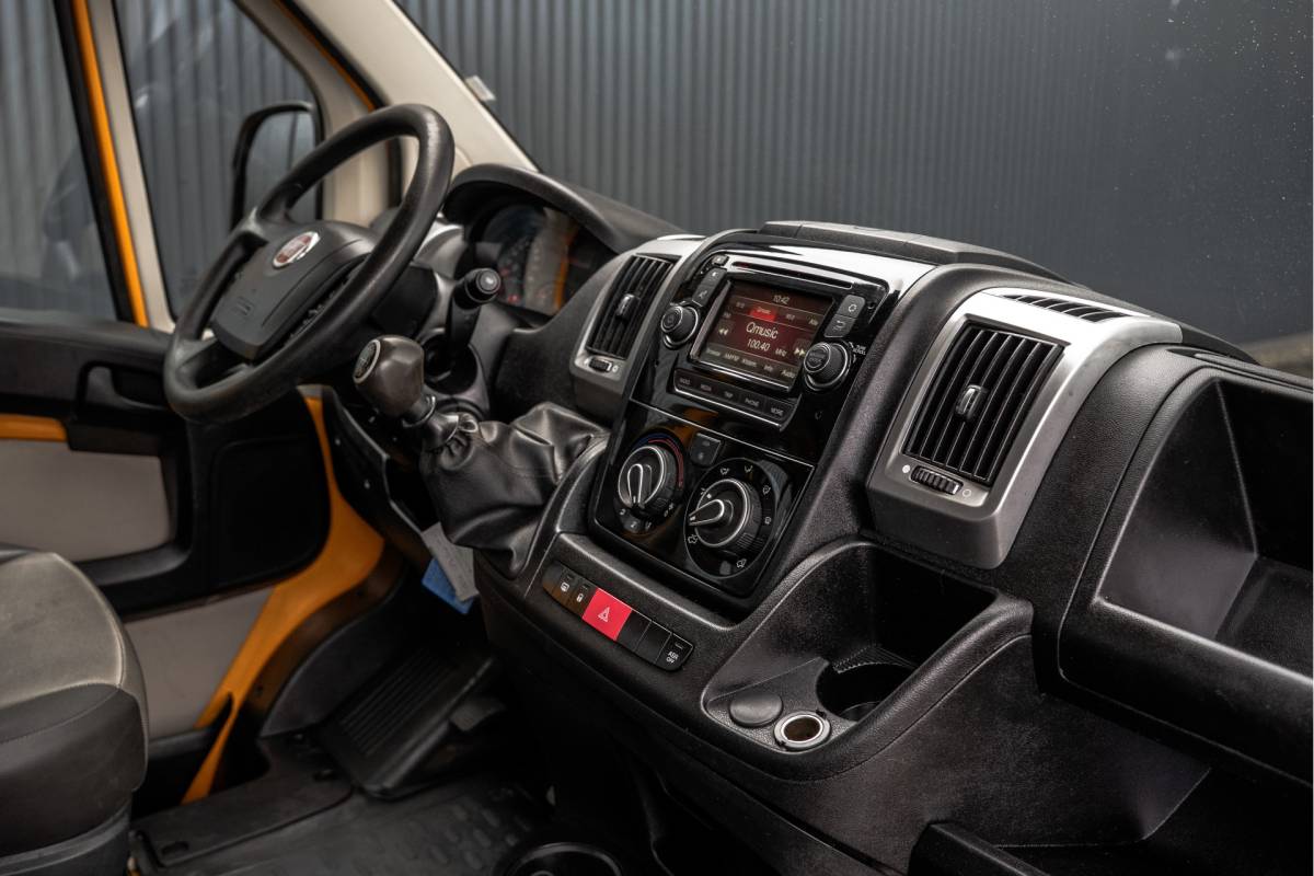 Fiat Ducato Fiat Ducato 150 Multijet 2.3 L3H1 | 150 PK | 6-Zits | 3-Zijdige kipper | 1e Eigenaar | Airco | Trekhaak