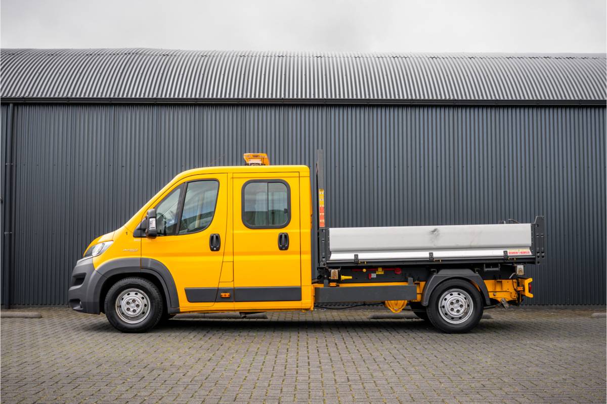 Fiat Ducato Fiat Ducato 150 Multijet 2.3 L3H1 | 150 PK | 6-Zits | 3-Zijdige kipper | 1e Eigenaar | Airco | Trekhaak
