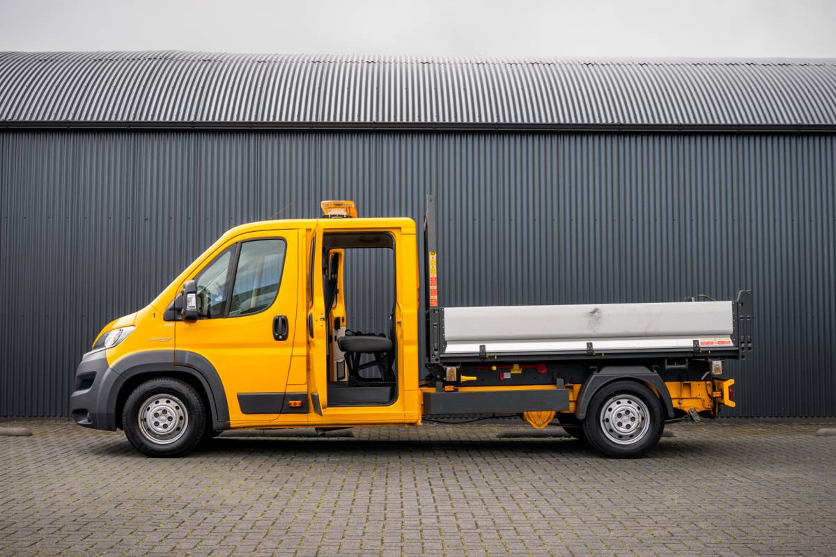 Fiat Ducato Fiat Ducato 150 Multijet 2.3 L3H1 | 150 PK | 6-Zits | 3-Zijdige kipper | 1e Eigenaar | Airco | Trekhaak
