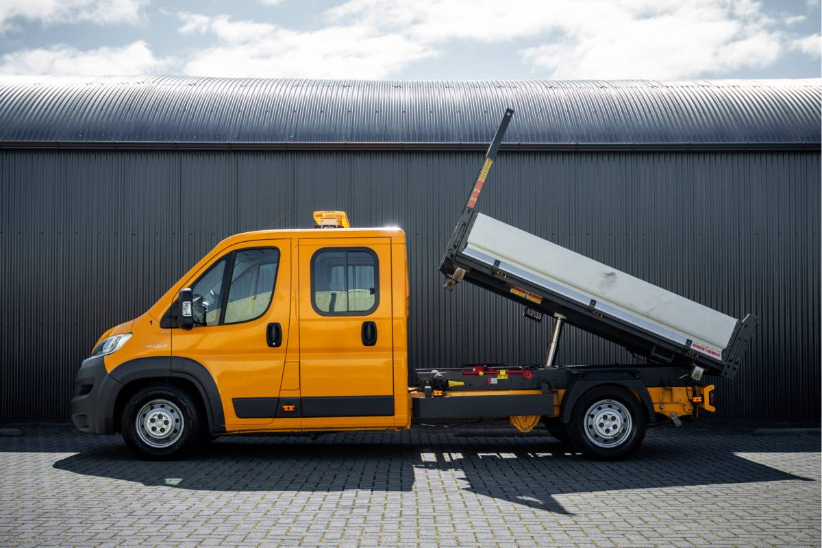 Fiat Ducato Fiat Ducato 150 Multijet 2.3 L3H1 | 150 PK | 6-Zits | 3-Zijdige kipper | 1e Eigenaar | Airco | Trekhaak