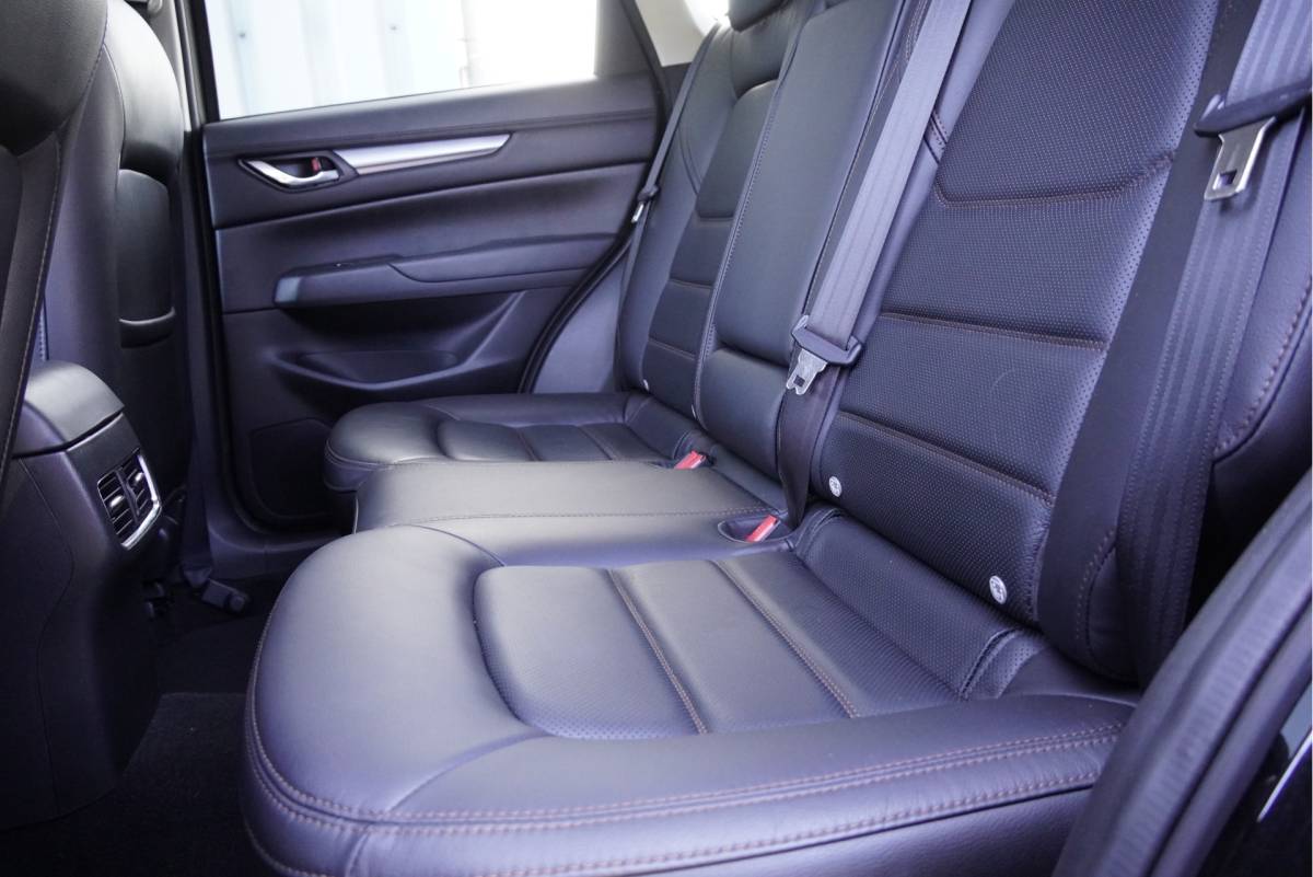 Mazda CX-5 Mazda CX-5 2.0 SkyActiv-G 165PK! Automaat Style Selected BJ2021 Lmv 19″ | Led V+A | Pdc | Keyless entry | 360° Camera |  Bose Audio | Head-up display | Climate control | Cruise control | Elek voorstoelen | Lederen bekleding | Verwarmd stuur | Verwarmde voorstoelen