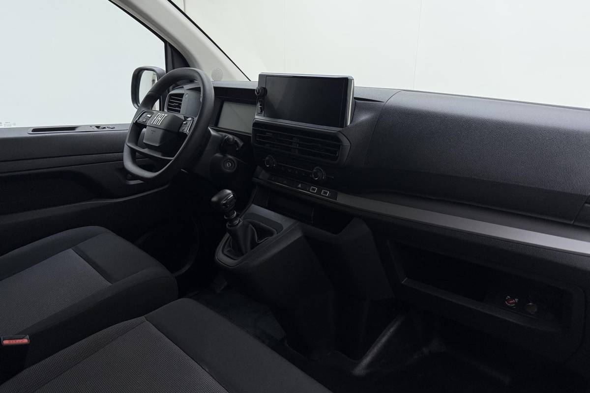 Fiat Scudo Fiat Scudo 2.0 Diesel 145 L2 Navigatie | Laadruimtebetimmering | Cruise Control | Camera | 3 Persoons | Financial Lease Mogelijk | Airco