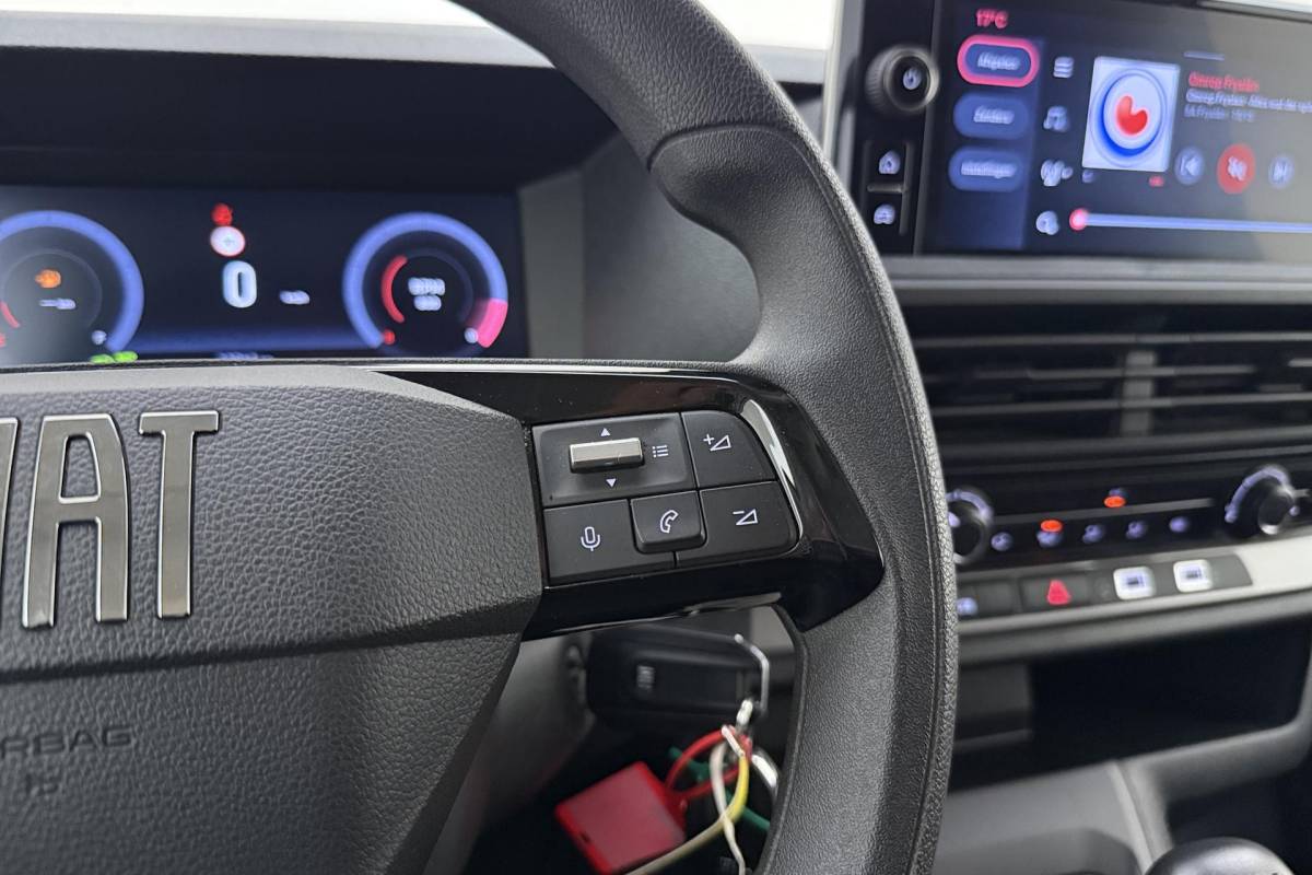 Fiat Scudo Fiat Scudo 2.0 Diesel 145 L2 Navigatie | Laadruimtebetimmering | Cruise Control | Camera | 3 Persoons | Financial Lease Mogelijk | Airco
