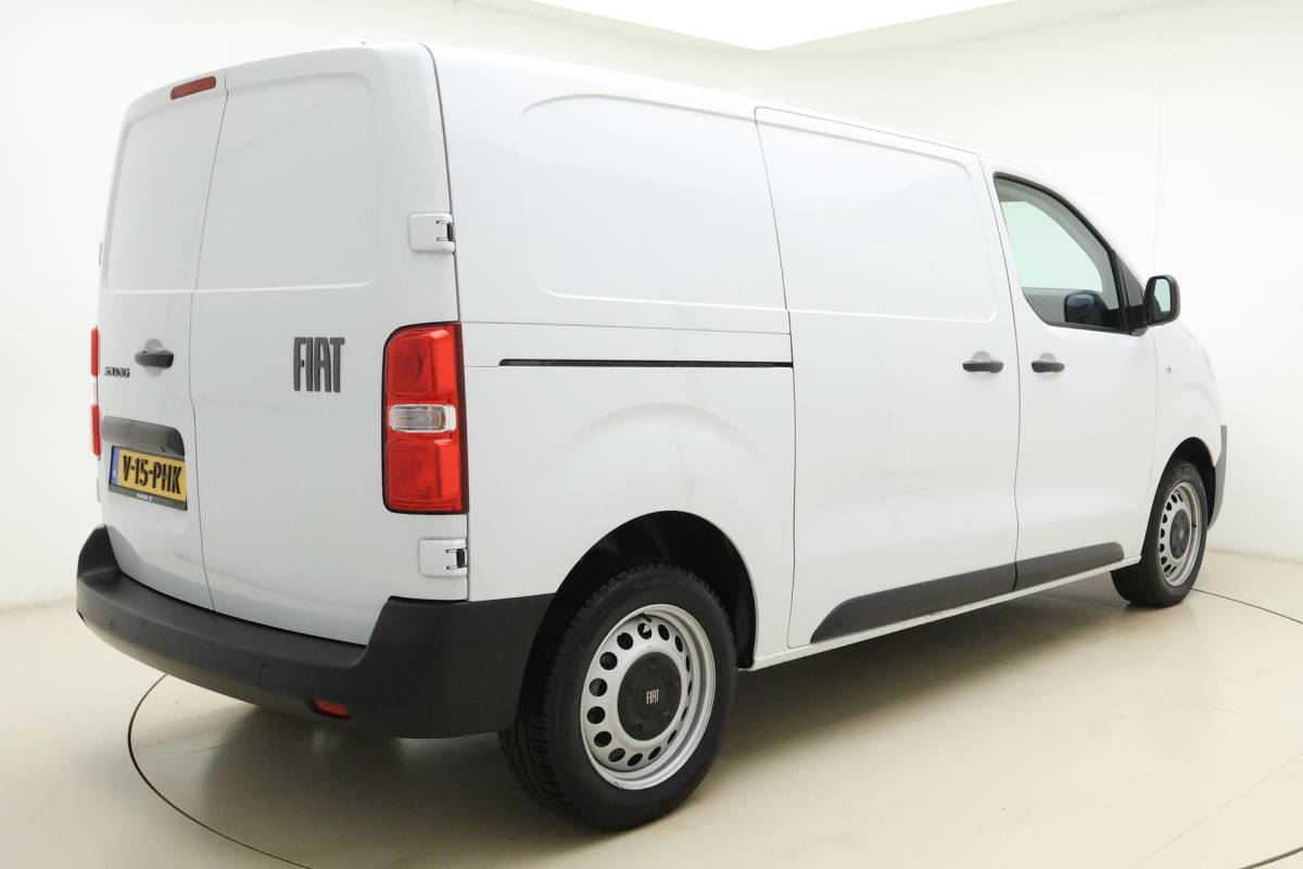 Fiat Scudo Fiat Scudo 2.0 Diesel 145 L2 Navigatie | Laadruimtebetimmering | Cruise Control | Camera | 3 Persoons | Financial Lease Mogelijk | Airco