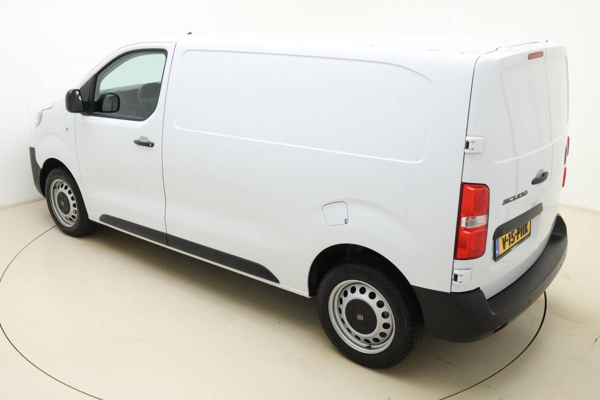 Fiat Scudo Fiat Scudo 2.0 Diesel 145 L2 Navigatie | Laadruimtebetimmering | Cruise Control | Camera | 3 Persoons | Financial Lease Mogelijk | Airco