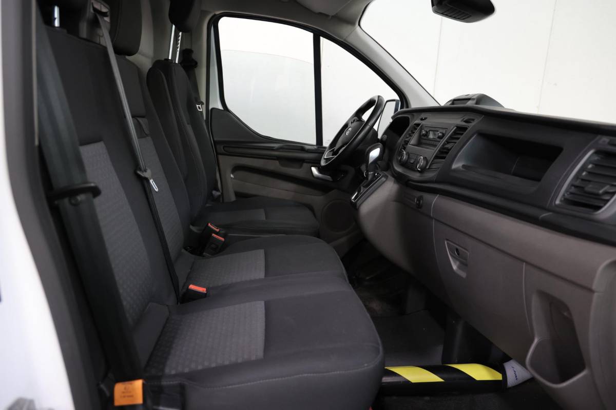 Ford Transit Custom Ford Transit Custom 2.0 TDCI L2H1 AUTOMAAT