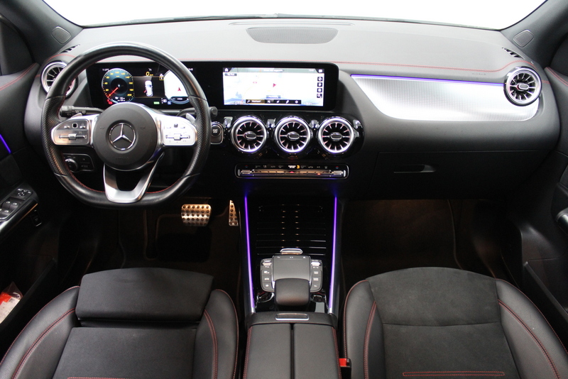 Mercedes-Benz EQA Mercedes-Benz EQA 250 AMG Line 67 kWh 191PK, RIJKLAAR | ALCANTARA/LEER | CAMERA | STOELVERWARMING | 20″ LM-VELGEN