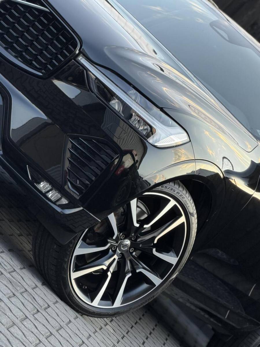 Volvo XC60 Volvo XC60 2.0 B4 Plus Dark| Facelift| Trekhaak| vol opties|