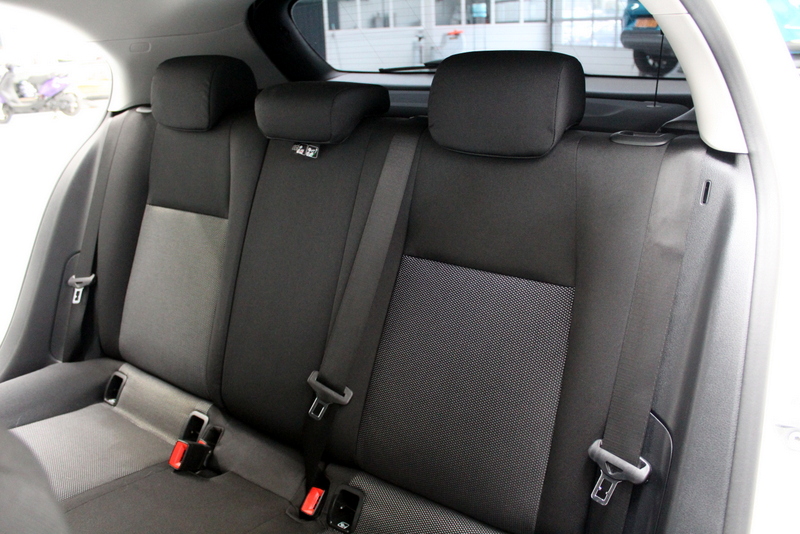 Mercedes-Benz A-Klasse Mercedes-Benz A-klasse 200 Premium Plus 164PK, RIJKLAAR | AUTOMAAT | 18″LM-VELGEN | STOELVERWARMING | NAVIGATIE | CRUISE