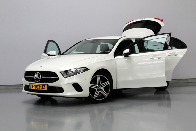 Mercedes-Benz A-Klasse Mercedes-Benz A-klasse 200 Premium Plus 164PK, RIJKLAAR | AUTOMAAT | 18″LM-VELGEN | STOELVERWARMING | NAVIGATIE | CRUISE