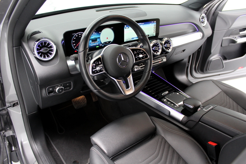 Mercedes-Benz EQB Mercedes-Benz EQB 300 4MATIC Luxury Line 67 kWh 229PK, RIJKLAAR | DEELS LEER | SFEERVERLICHTING | CAMERA | STANDKACHEL