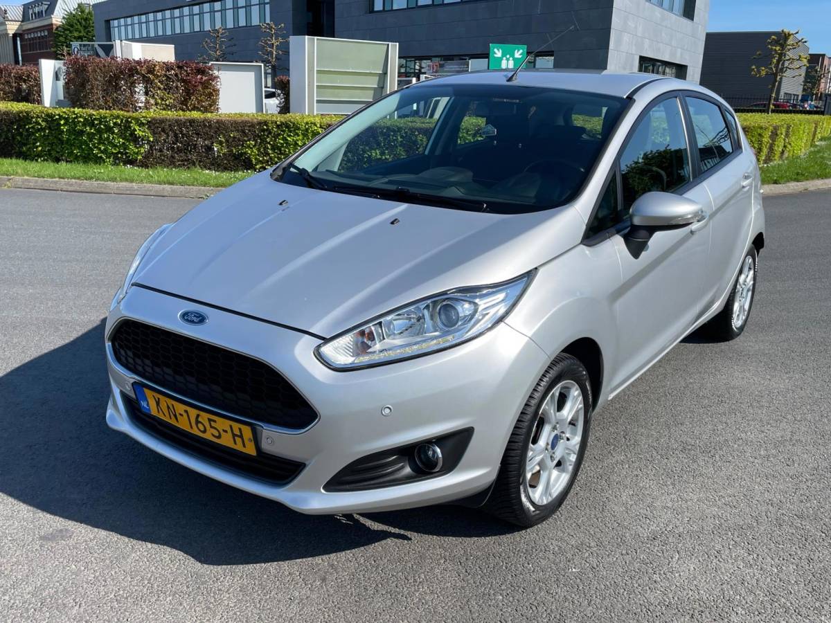 Ford Fiesta Ford Fiesta 1.0 Style Ultimate, 5drs, Airco, Pdc, Cruise, Navi, Geen import, Nap, Mooie kmstand!