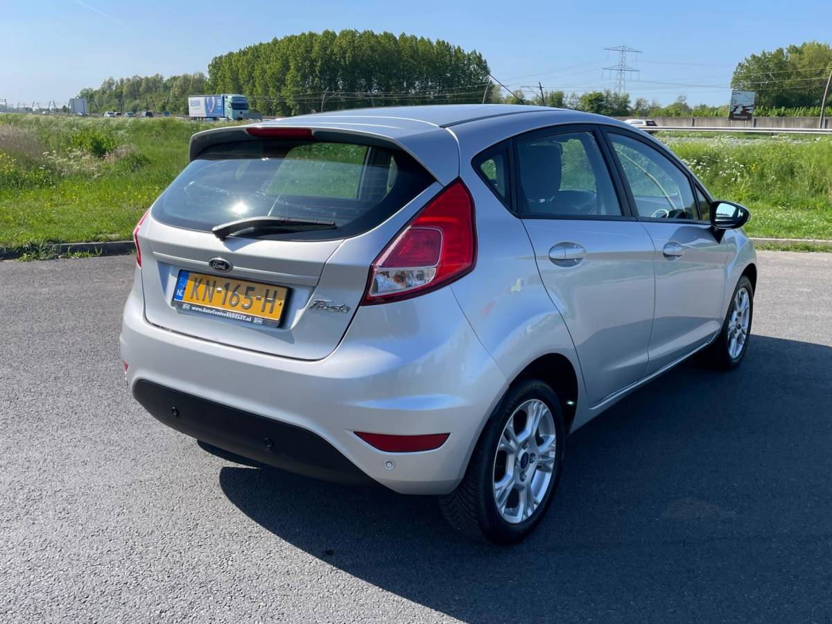 Ford Fiesta Ford Fiesta 1.0 Style Ultimate, 5drs, Airco, Pdc, Cruise, Navi, Geen import, Nap, Mooie kmstand!