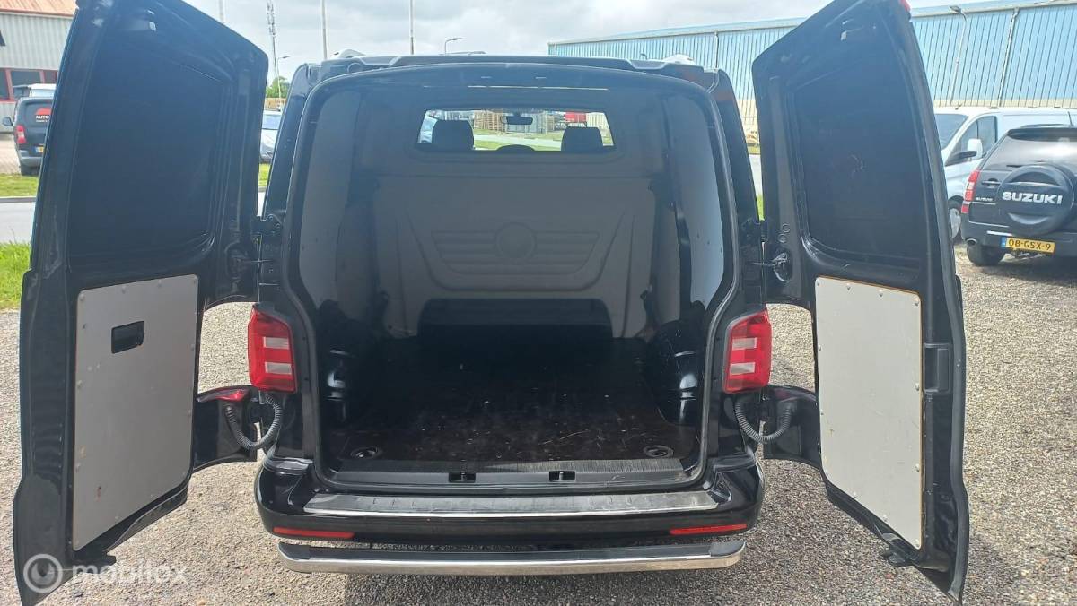 Volkswagen Transporter Volkswagen Transporter 2.0 TDI L2H1 DC