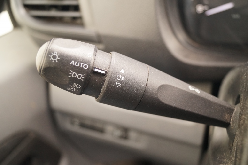 Peugeot Expert Peugeot Expert 1.5 BlueHDI 120pk Compact Premium -AIRCO-PDC-CRUISE-