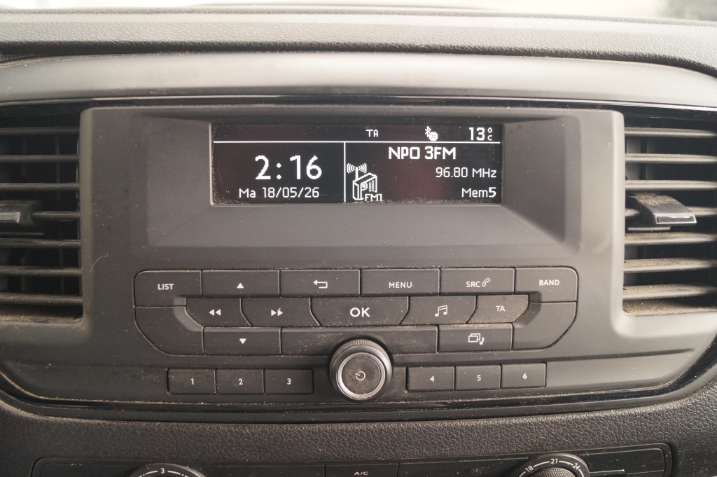 Peugeot Expert Peugeot Expert 1.5 BlueHDI 120pk Compact Premium -AIRCO-PDC-CRUISE-