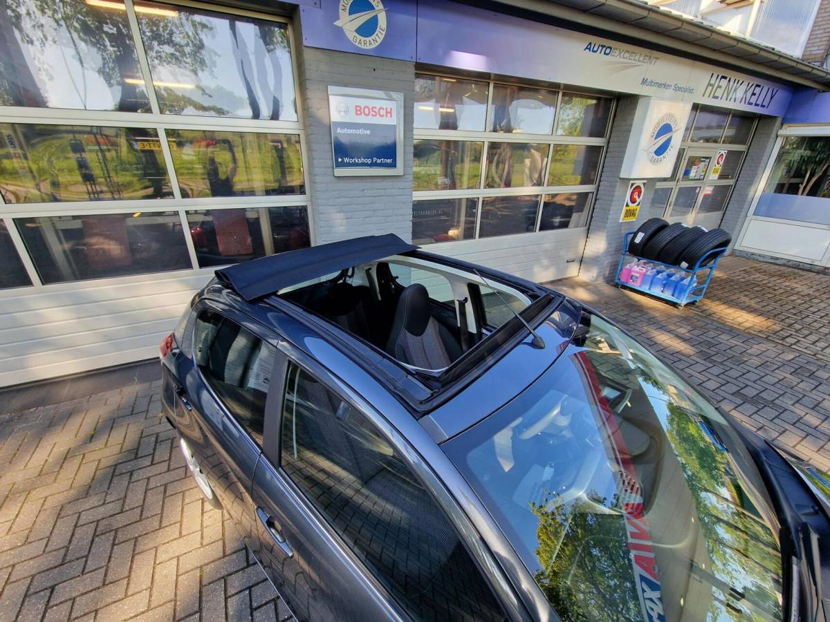 Peugeot 108 Peugeot 108 1.0 e-VTi Active TOP!|Vouwdak|Cabrio|Airco|Carplay|24.745KM|LED|2018|