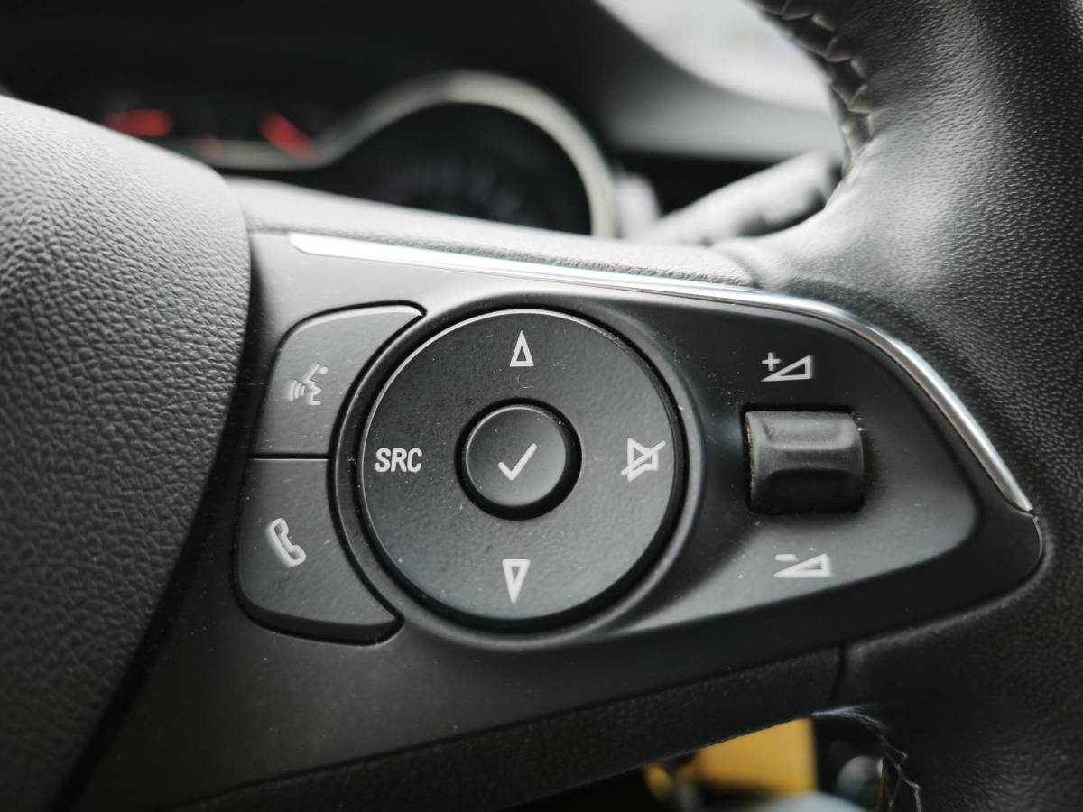 Opel Crossland Opel Crossland 1.2 Turbo Elegance 110PK Head-Up Trekhaak Navigatiesysteem Led Cruise-Control